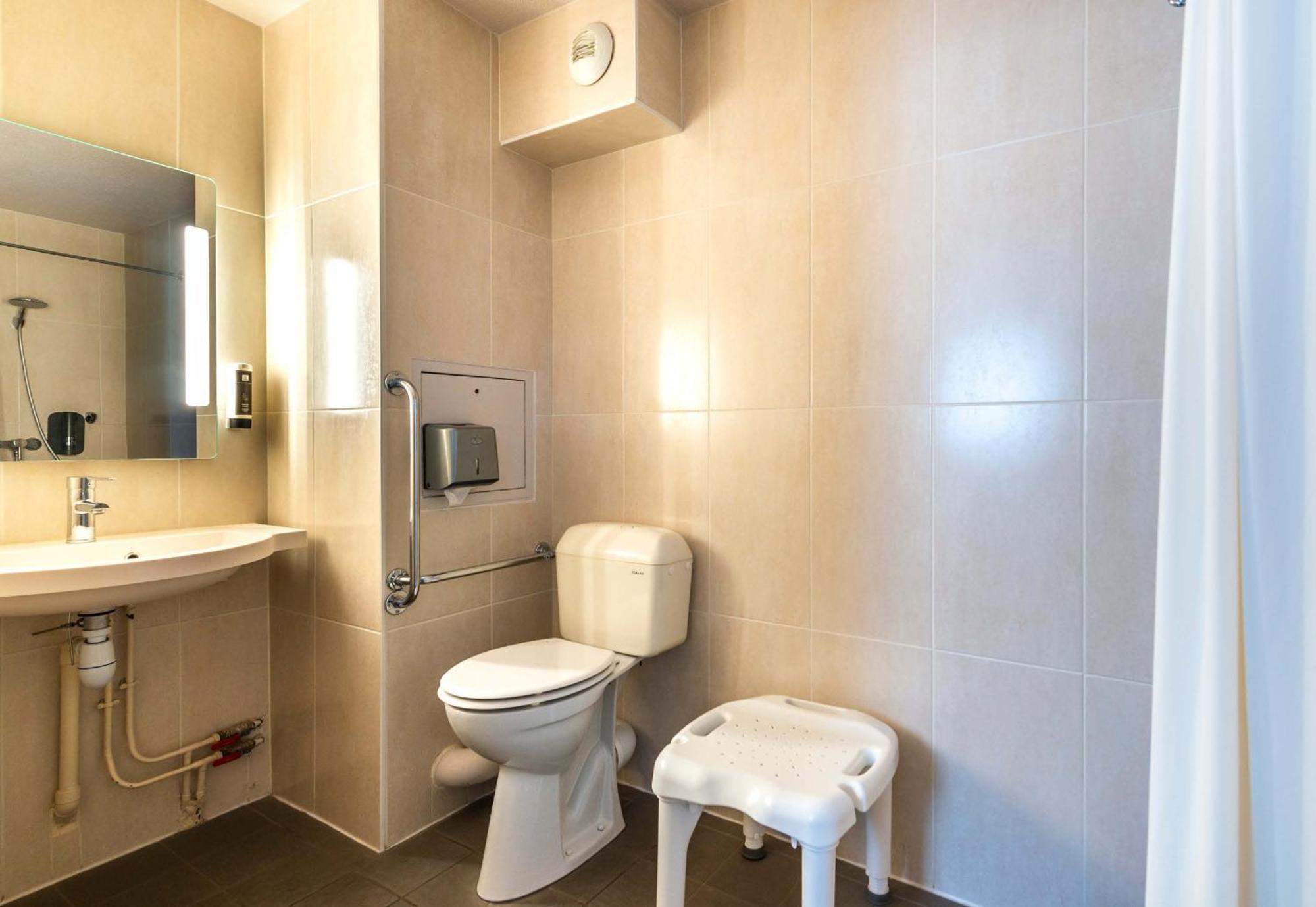 B&B Hotel Nantes Parc Expos La Chapelle المظهر الخارجي الصورة