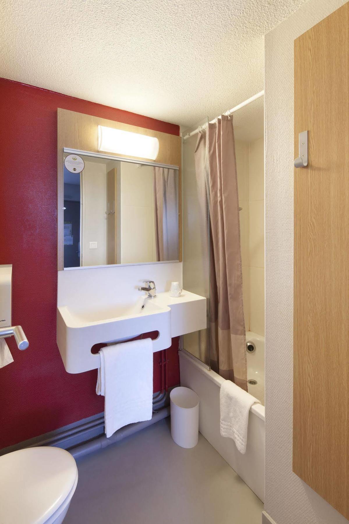 B&B Hotel Nantes Parc Expos La Chapelle المظهر الخارجي الصورة